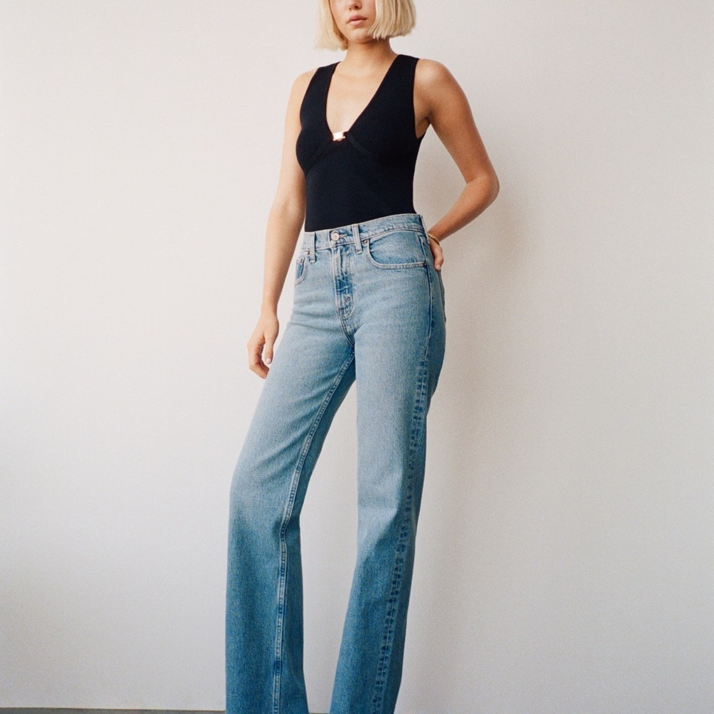Abercrombie & Fitch High Rise 90s Relaxed Jeans